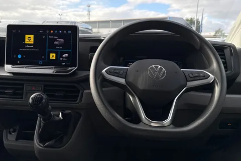 DG25CZC Volkswagen Crafter 2.0 TDI 140PS Commerce High Roof Van Thumbnail #19