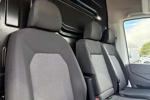 DG25CZC Volkswagen Crafter 2.0 TDI 140PS Commerce High Roof Van Thumbnail #25