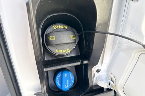 DF75WRO Volkswagen Crafter 2.0 TDI 140PS Commerce High Roof Van Thumbnail #28