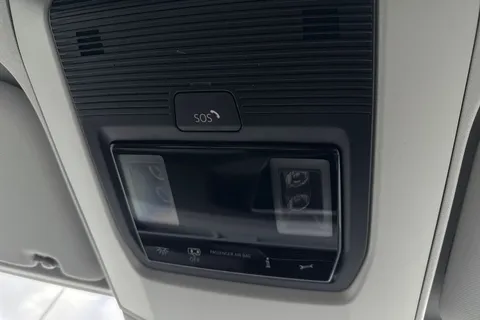 DF75WRO Volkswagen Crafter 2.0 TDI 140PS Commerce High Roof Van Thumbnail #39