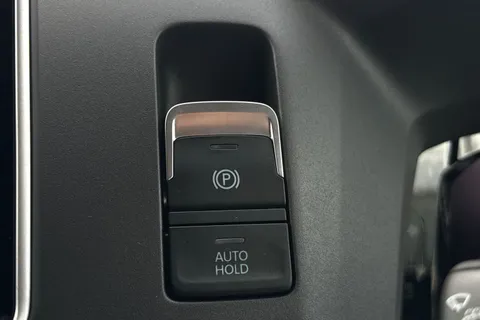 DF75WRO Volkswagen Crafter 2.0 TDI 140PS Commerce High Roof Van Thumbnail #45