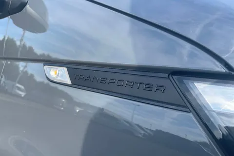 DF74FCL Volkswagen Transporter 2.0 TDI 110 Highline Van Thumbnail #29