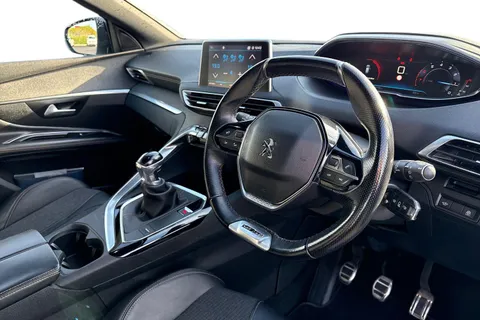 8 of 64 for PEUGEOT 3008 1.2 PureTech GT Line Euro 6 (s/s) 5dr