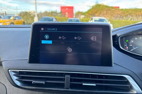 46 of 64 for PEUGEOT 3008 1.2 PureTech GT Line Euro 6 (s/s) 5dr