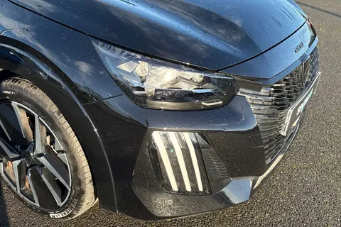 NJ74XOG PEUGEOT 208 1.2 PureTech GT Euro 6 (s/s) 5dr Thumbnail #9