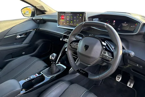 NJ74XOG PEUGEOT 208 1.2 PureTech GT Euro 6 (s/s) 5dr Thumbnail #14