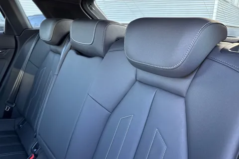 DW25AUK Audi A3 Black Edition 40 TFSI e  204 PS S tronic Thumbnail #19