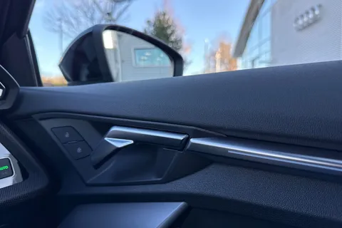 DW25AUK Audi A3 Black Edition 40 TFSI e  204 PS S tronic Thumbnail #21