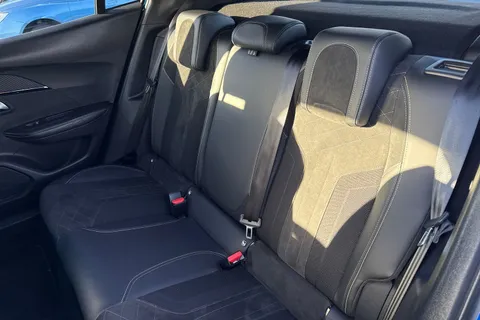 18 of 66 for PEUGEOT e-2008 50kWh GT Premium Auto 5dr