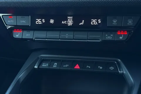 DW25AUK Audi A3 Black Edition 40 TFSI e  204 PS S tronic Thumbnail #22