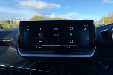 21 of 66 for PEUGEOT e-2008 50kWh GT Premium Auto 5dr