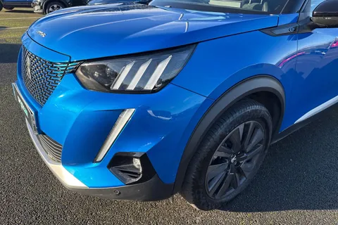 25 of 66 for PEUGEOT e-2008 50kWh GT Premium Auto 5dr