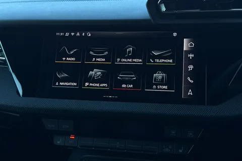 DW25AUK Audi A3 Black Edition 40 TFSI e  204 PS S tronic Thumbnail #31