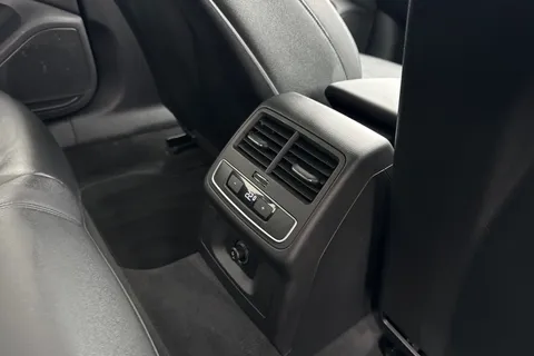 DA22PVD Audi A4 Avant Avant Sport Edition 35 TFSI  150 PS S tronic Thumbnail #39