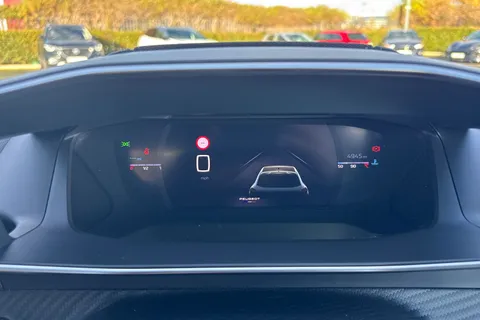 NJ74XOG PEUGEOT 208 1.2 PureTech GT Euro 6 (s/s) 5dr Thumbnail #38