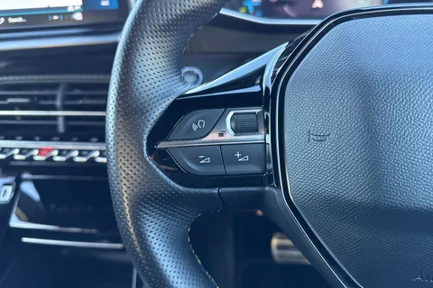 39 of 66 for PEUGEOT e-2008 50kWh GT Premium Auto 5dr