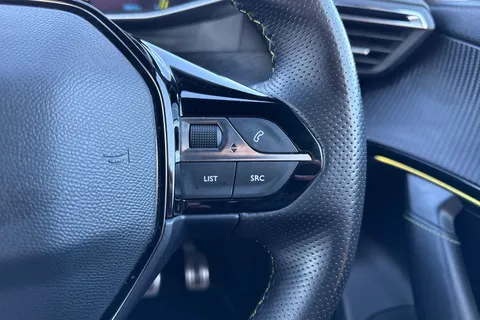 40 of 66 for PEUGEOT e-2008 50kWh GT Premium Auto 5dr