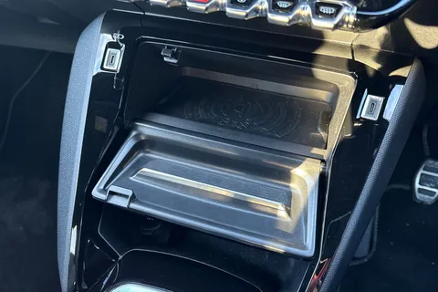 NJ74XOG PEUGEOT 208 1.2 PureTech GT Euro 6 (s/s) 5dr Thumbnail #56