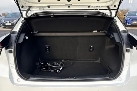 MH72BNN MG Mg4 64kWh SE Long Range Auto 5dr Thumbnail #6