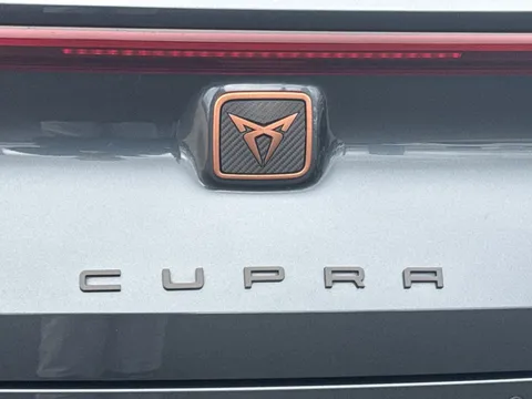 KW73CYO CUPRA Leon 2.0 TSI VZ2 5dr DSG 4Drive **PAN ROOF** Thumbnail #25