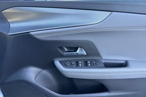 EF22ODG Vauxhall Mokka 1.2 Turbo Elite Premium Euro 6 (s/s) 5dr Thumbnail #22