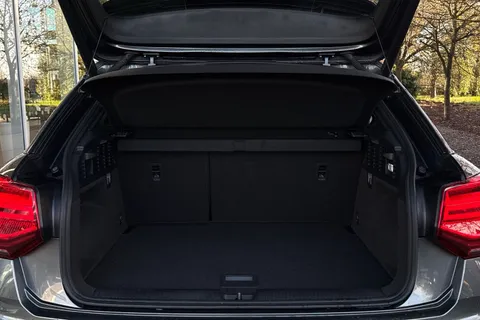 BV22NSO Audi Q2 Black Edition 30 TFSI  110 PS 6-speed Thumbnail #8