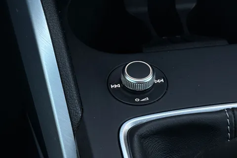 BV22NSO Audi Q2 Black Edition 30 TFSI  110 PS 6-speed Thumbnail #41