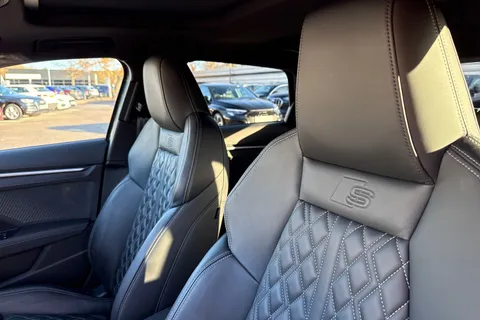 DF74UKW Audi S3 Black Edition TFSI  333 PS S tronic Thumbnail #25