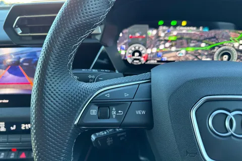 DF74UKW Audi S3 Black Edition TFSI  333 PS S tronic Thumbnail #28