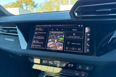 DF74UKW Audi S3 Black Edition TFSI  333 PS S tronic Thumbnail #34