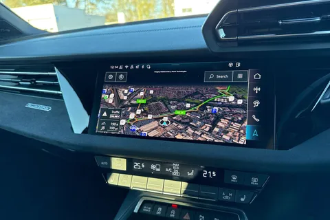 DF74UKW Audi S3 Black Edition TFSI  333 PS S tronic Thumbnail #41