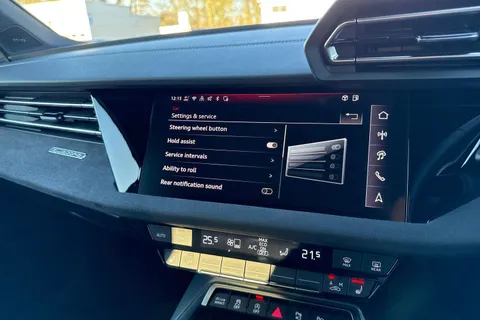 DF74UKW Audi S3 Black Edition TFSI  333 PS S tronic Thumbnail #49