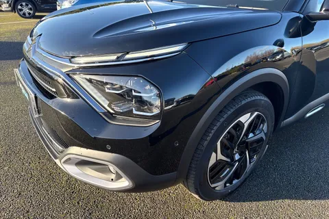 KW74RYX Citroën C4 X 1.2 PureTech MAX Fastback EAT8 Euro 6 (s/s) 4dr Thumbnail #26