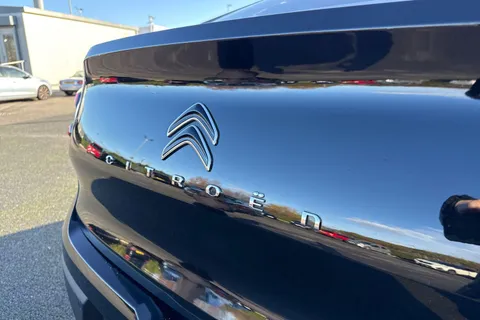 KW74RYX Citroën C4 X 1.2 PureTech MAX Fastback EAT8 Euro 6 (s/s) 4dr Thumbnail #33