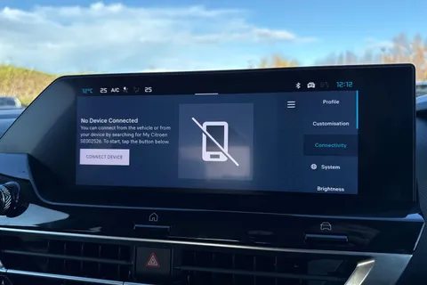 KW74RYX Citroën C4 X 1.2 PureTech MAX Fastback EAT8 Euro 6 (s/s) 4dr Thumbnail #49