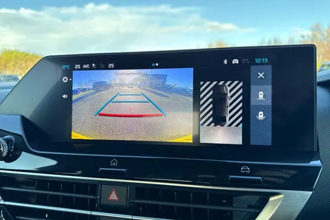 KW74RYX Citroën C4 X 1.2 PureTech MAX Fastback EAT8 Euro 6 (s/s) 4dr Thumbnail #55