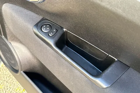 KX68JCJ FIAT 500 1.2 Lounge Euro 6 (s/s) 3dr Thumbnail #21