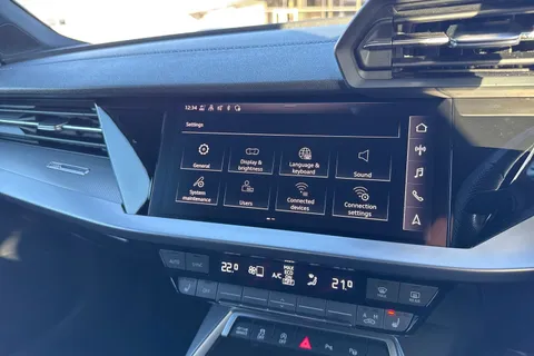 DF73HHG Audi A3 Black Edition 35 TFSI  150 PS S tronic Thumbnail #49