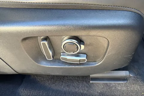 KT73GJX Land Rover Range Rover Evoque 2.0 D200 Dynamic HSE 5dr Thumbnail #36