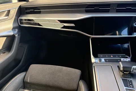 SB19CYC Audi A6 Avant 2.0 TDI 40 S line S Tronic Euro 6 (s/s) 5dr Thumbnail #21