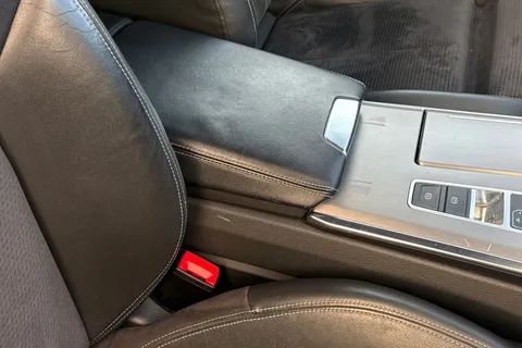 SB19CYC Audi A6 Avant 2.0 TDI 40 S line S Tronic Euro 6 (s/s) 5dr Thumbnail #40