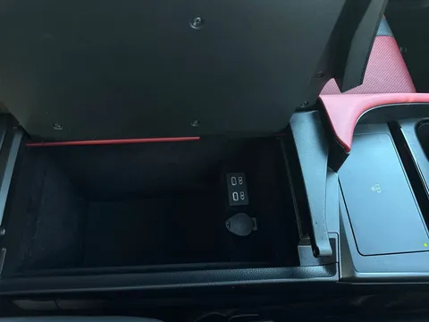 MF23BTX Lexus Es 2.5 300h F Sport E-CVT Euro 6 (s/s) 4dr Thumbnail #40