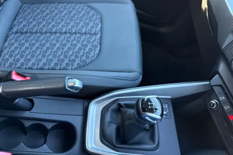 DG23BYM Audi A1 Sport 25 TFSI 95 PS 5-speed Thumbnail #47