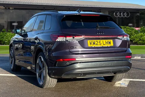 KM25LHW Audi Q4 e-tron Q4  Black Edition 45 e-tron  210,00 kW Thumbnail #3