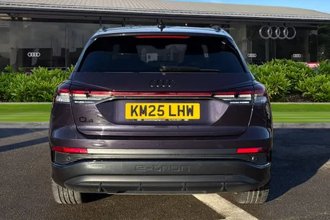 KM25LHW Audi Q4 e-tron Q4  Black Edition 45 e-tron  210,00 kW Thumbnail #5