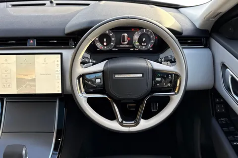 KM74EAJ Land Rover Range Rover Velar 2.0 P400e Dynamic HSE 5dr Thumbnail #16