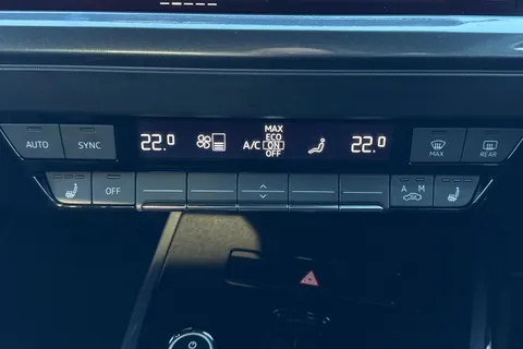 KM25LHW Audi Q4 e-tron Q4  Black Edition 45 e-tron  210,00 kW Thumbnail #20