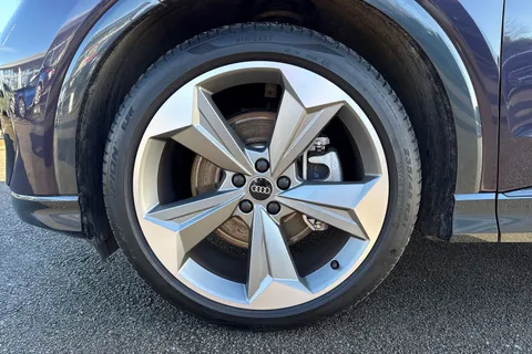 KM25LHW Audi Q4 e-tron Q4  Black Edition 45 e-tron  210,00 kW Thumbnail #23