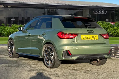 DN25XEY Audi A1 Black Edition 30 TFSI  116 PS S tronic Thumbnail #3