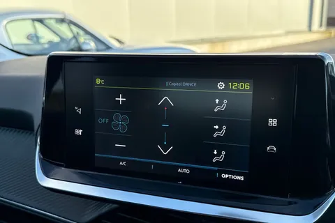 RV71HRL PEUGEOT e-208 50kWh Allure Premium Auto 5dr Thumbnail #22